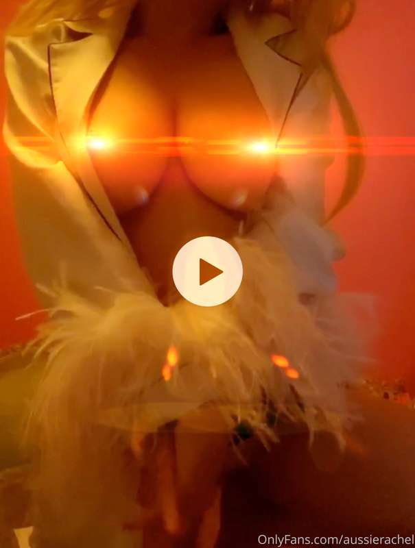 Uncensored video on my timeline on my paid VIP exclusive con..