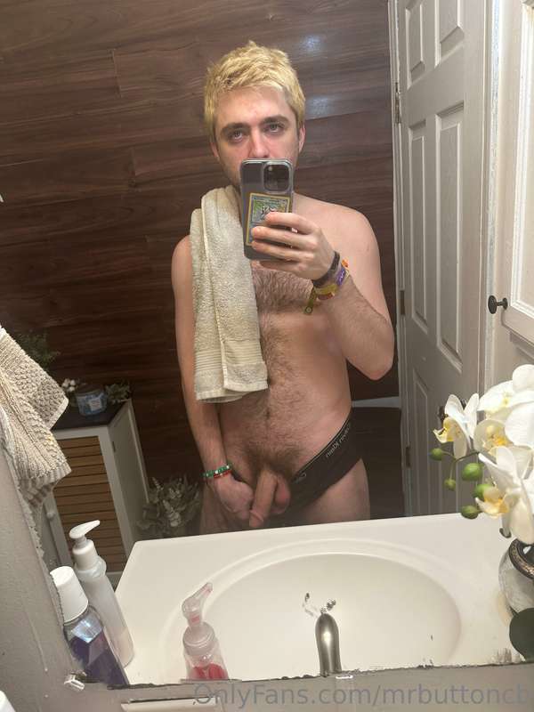 mrbuttoncb image #2