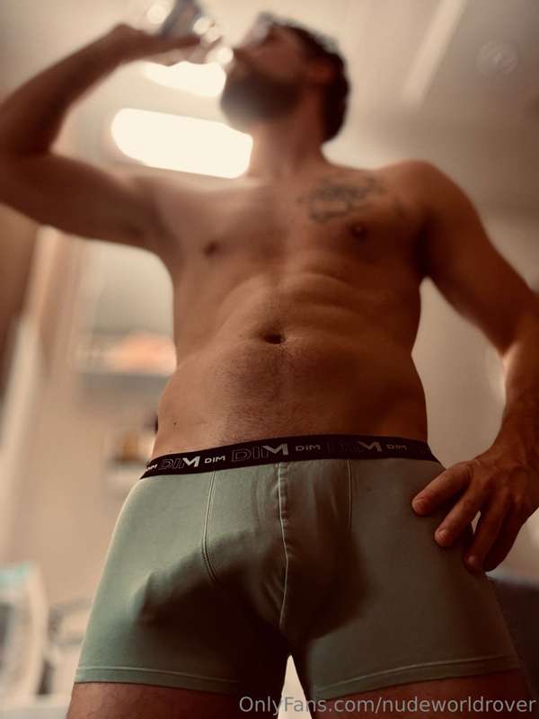 Nudeworldrover