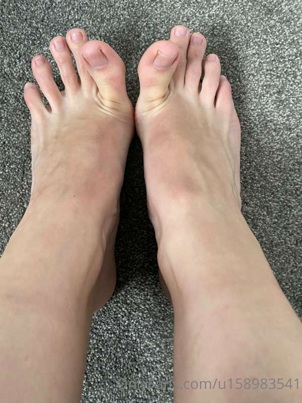 barefootlibran image #0