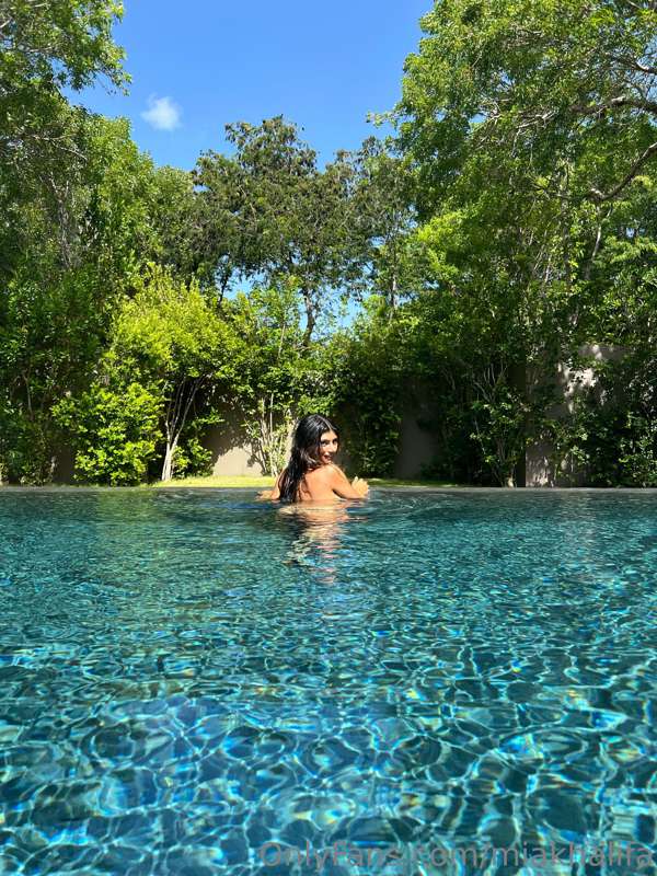 Foto 584 de Mia Khalifa en Tocromo