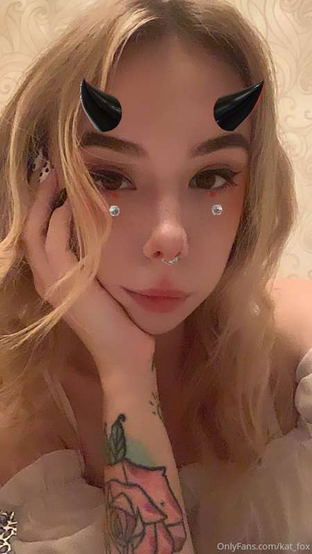 kat_fox image #0