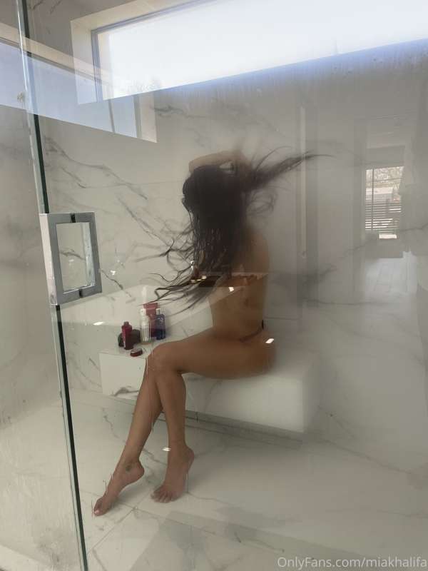 Foto 450 de Mia Khalifa en Tocromo