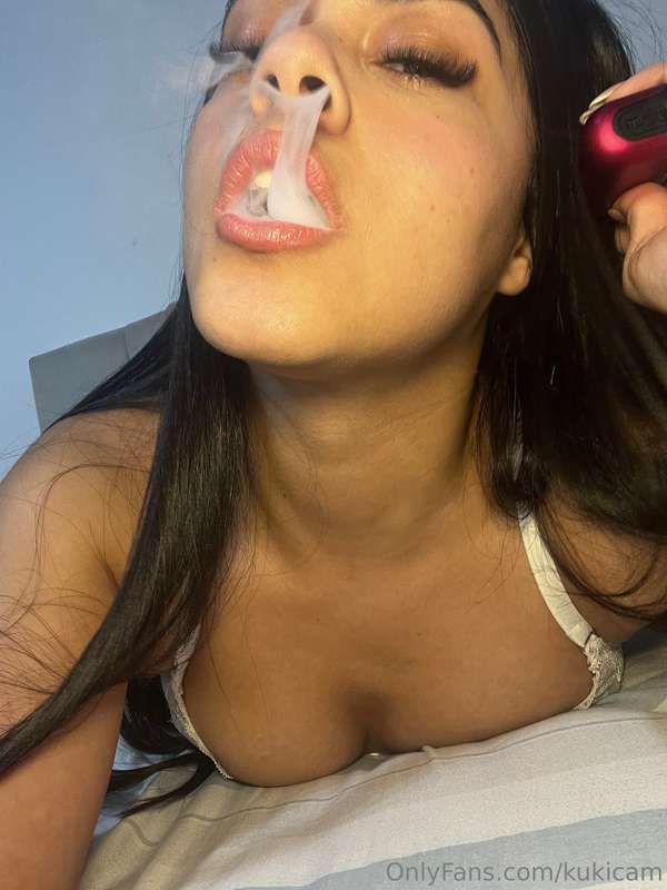 do you like smoke in my mouth?