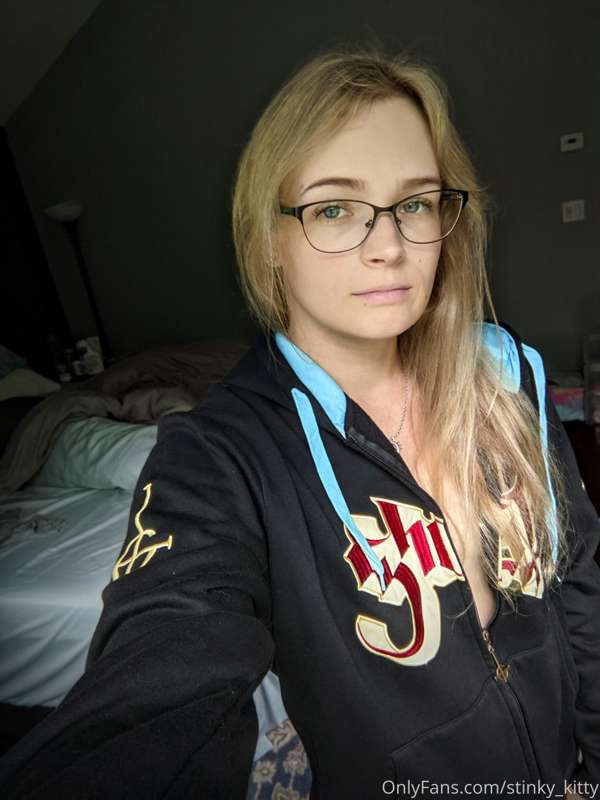 NEW HOODIE YAY