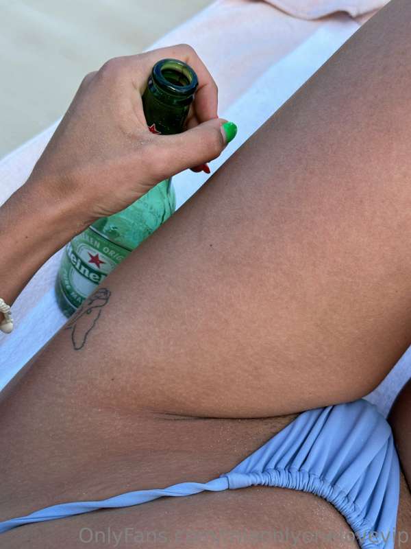 miss 🏝️🍆💦