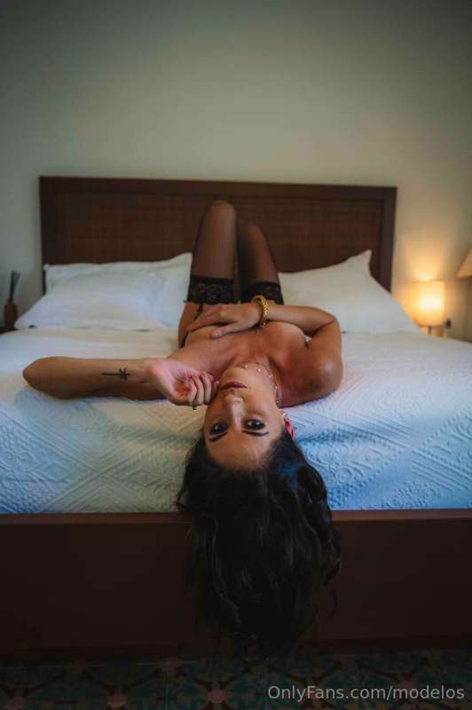 **@Maferfans OnlyFans!** 🍒🍒🍒

🇺🇸 | Women in sexy lingerie ar..