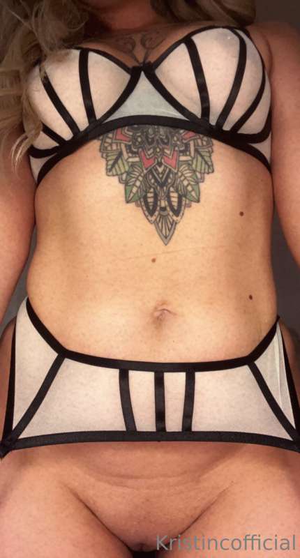 anotherhotblond image #0