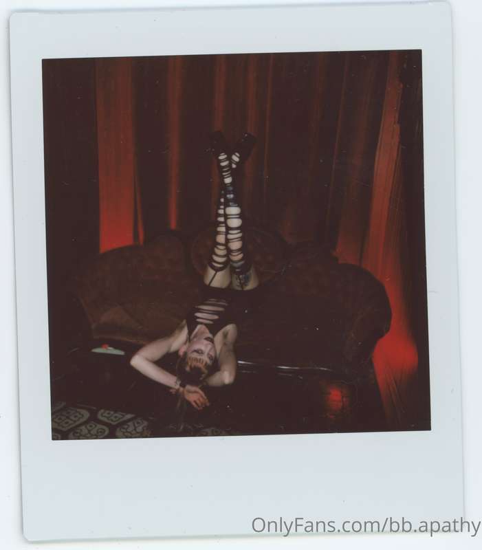 bb.apathy image #2