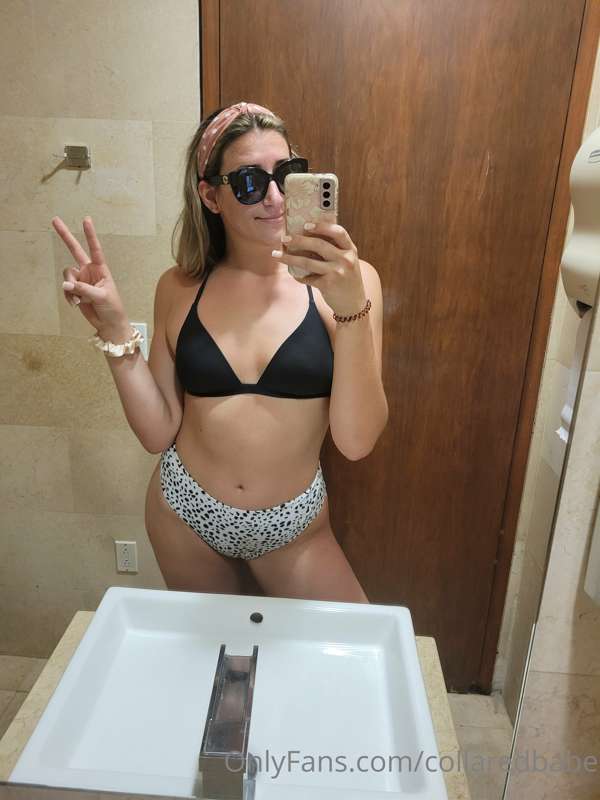 collaredbabe image #0