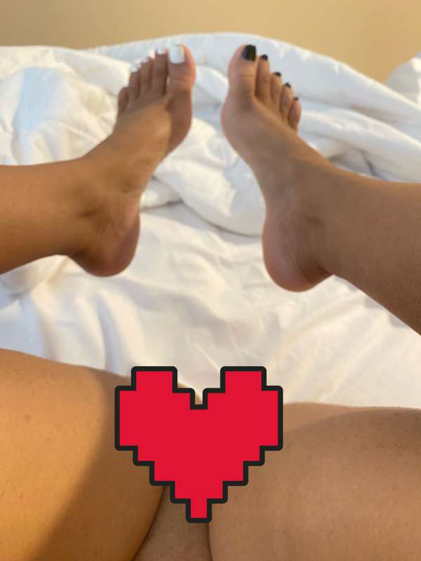 Just sent the uncensored version of this photo to everyone w..