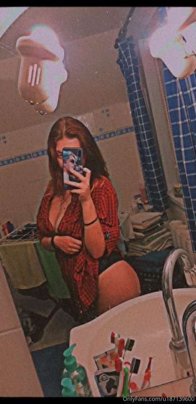 Love this shirt😚
Miluji tuto košili😚