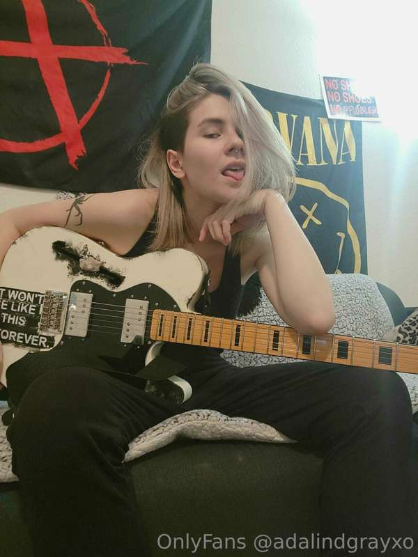 Photoset #31🥰🎸Bedroom Guitar Practice🎸🥰I get a little bored ..