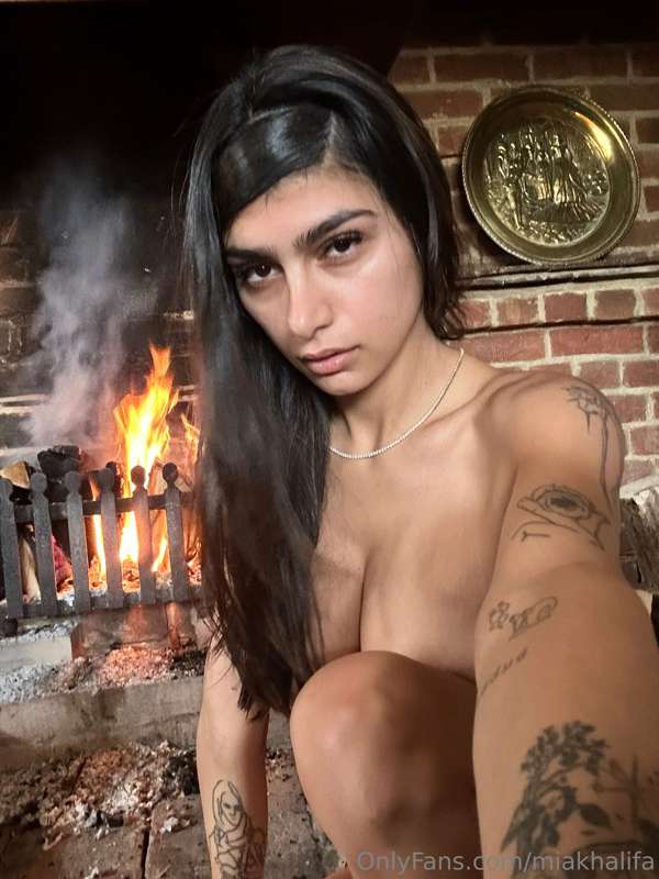 Photo 654 de Mia Khalifa sur Tocromo