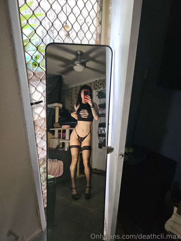 Its been two years since I had sex, who wants to break my ce..