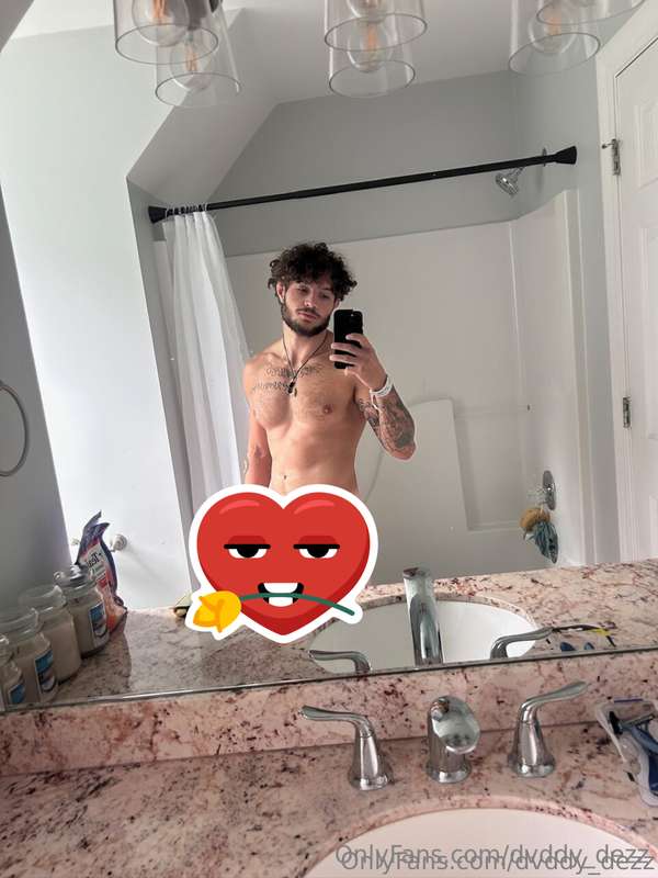 I want you to wrap your mouth around my cock 😈😈
