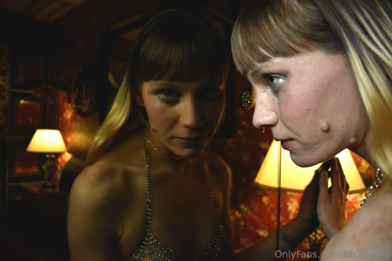 bb.apathy image #4