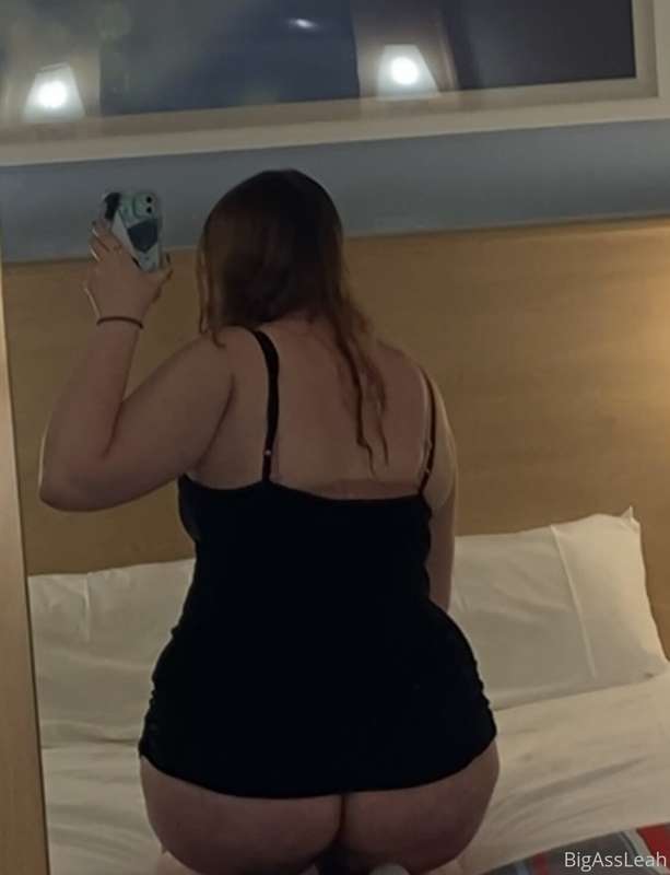 bigassleah image #0