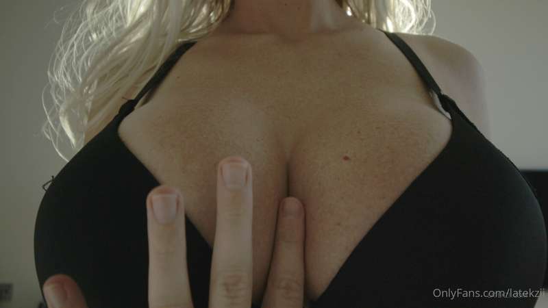 Wanna see what else fits in between those amazing boobs of @..