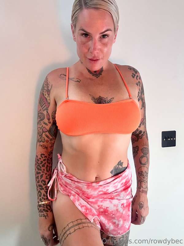 feeling cute 🧡