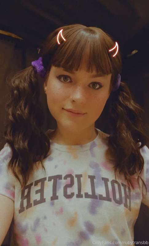 😇 or 😈?