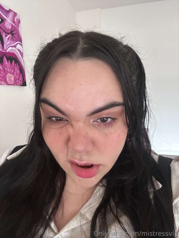 wanna get a 5 minutes video on dm? write a comment 