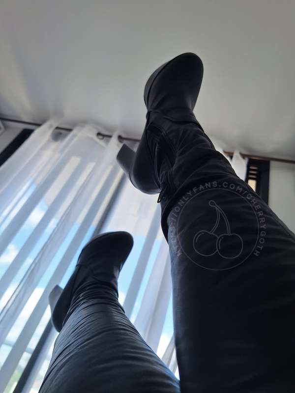 cherrygoth image #0