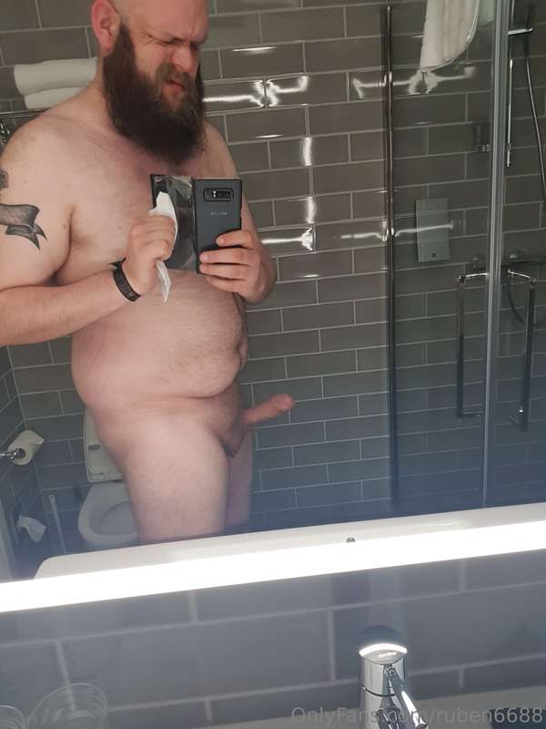Got a good-ish morning wood the other day, and I wanted to s..