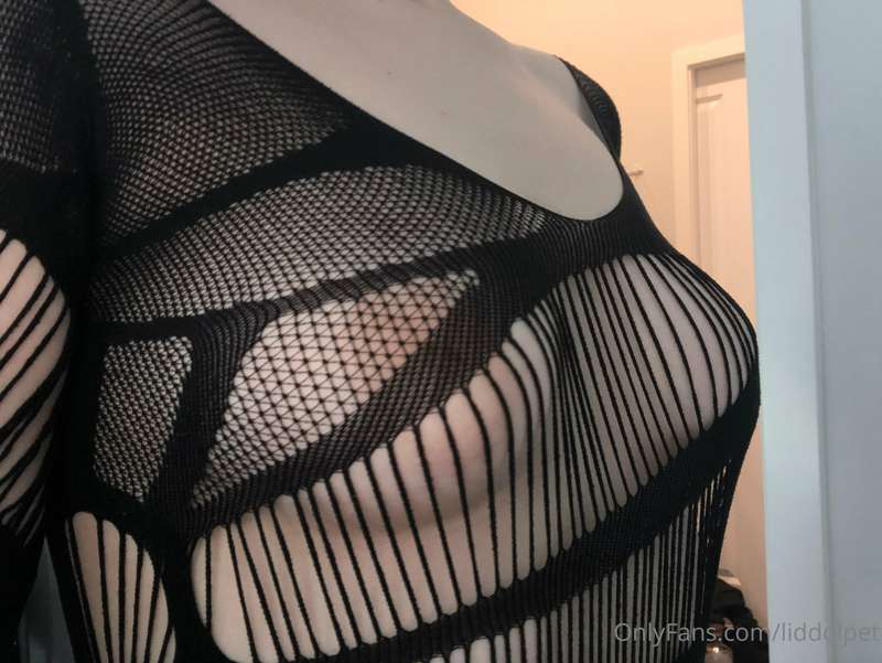 my tits r getting bigger !!