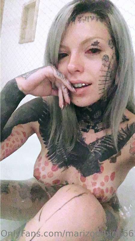 marizombie666 image #0