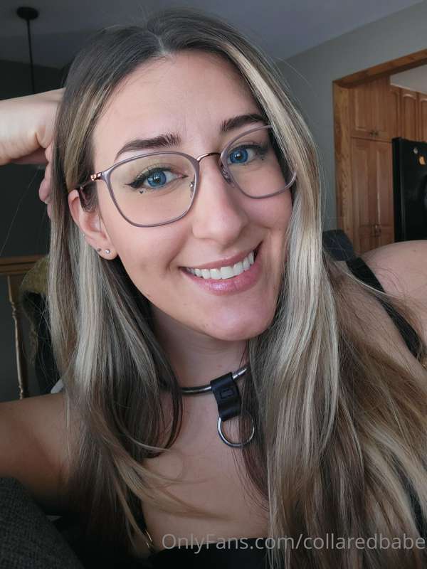 collaredbabe image #1