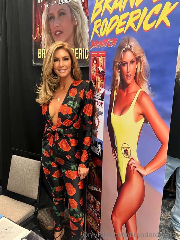 the baywatch queen 👸