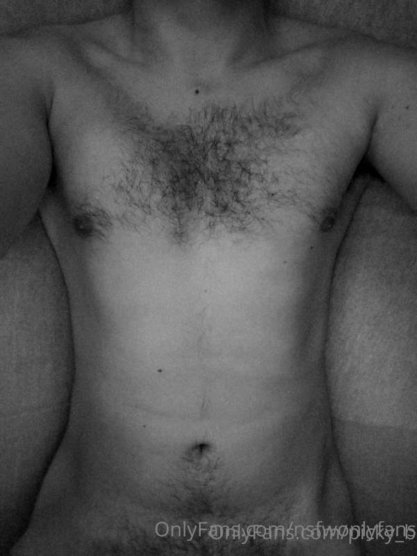 100% IMPERFECT
- 25yo
-AMATEUR
-HAIRY
-CAUSAL
-FAT, BUT 🤏🤷‍♂..