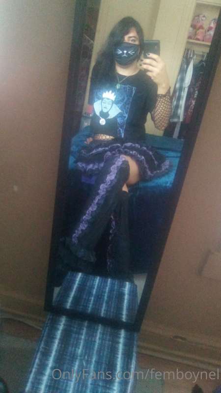 one of my fav outfits <3 puffy ruffle skirts are so cute ^_^