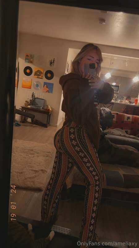 ameliaxy image #0