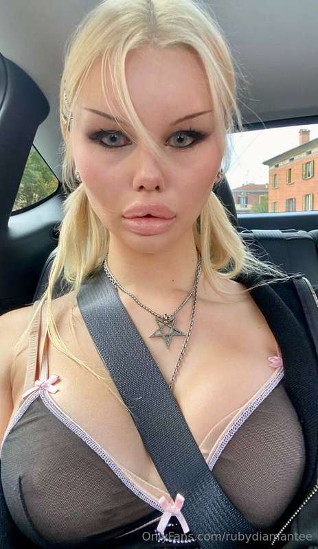 🚗✨ Let's fantasize!If you had the opportunity to buy any car..