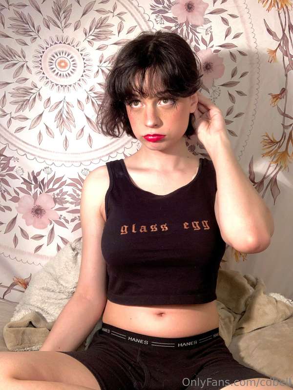 hey my lovely subscribers! heres some really hot pics of me ..