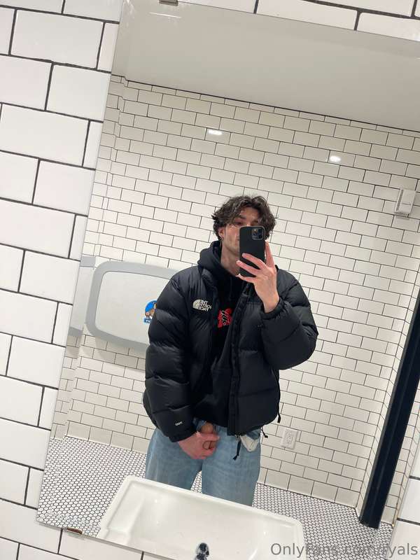 always a good time to pull my cock out in public bathroom 🤭 ..
