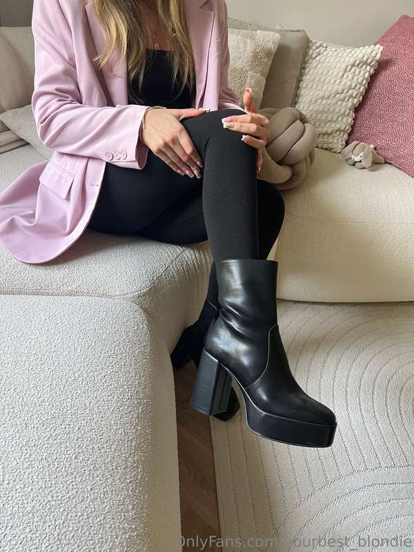 yourbest_blondie