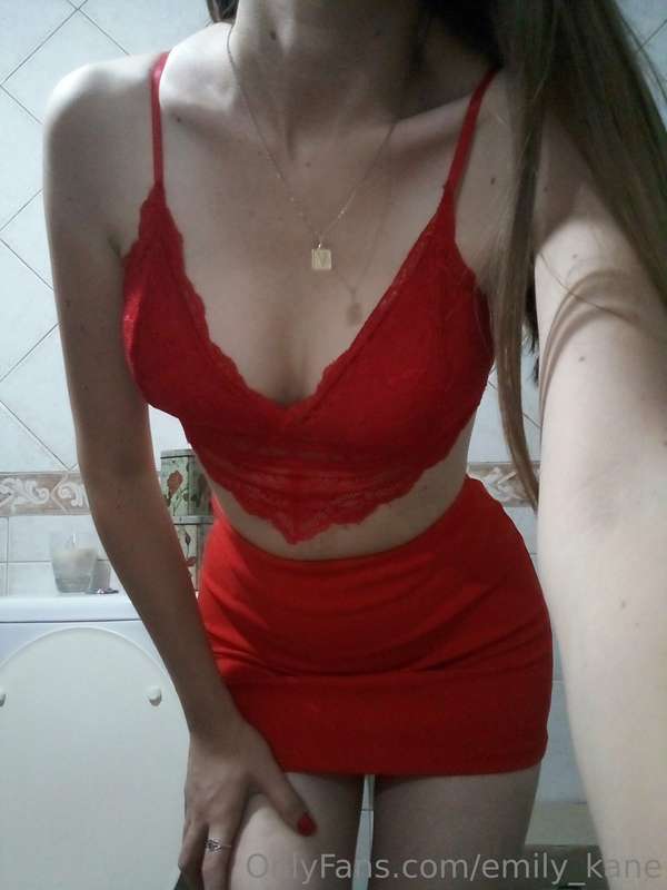 Te gusta el color rojo amor?😏❤ Do you like the color red lov..