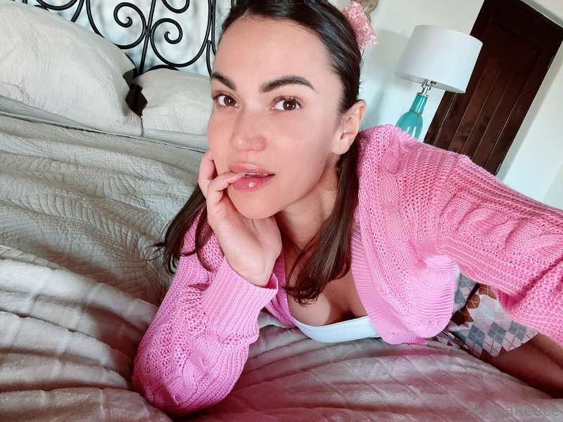 alyssareece image #0