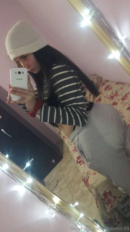 Hellooooooooo 🍑