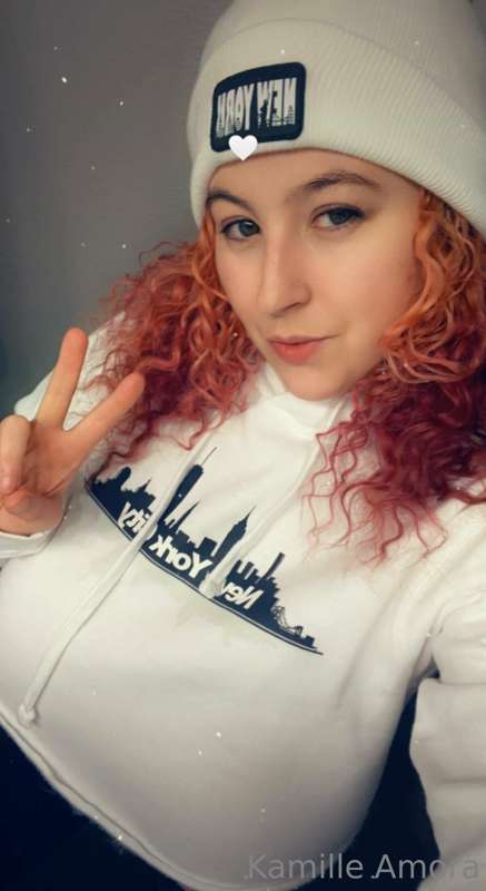 iamkamilleamora