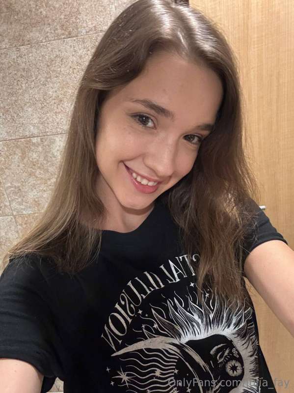 julia_fay