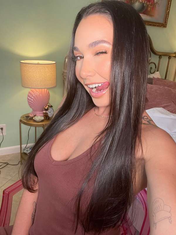 karleegrey photo