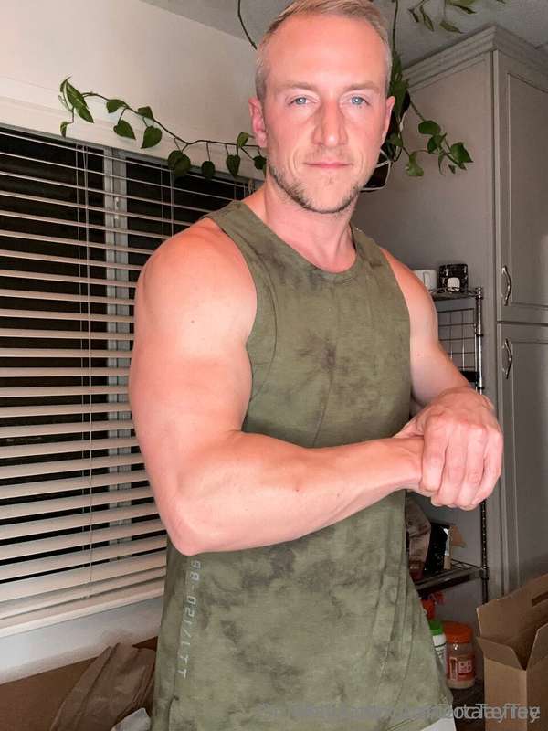 All pumped up… Now what are you going to do about it? 👀 Like..