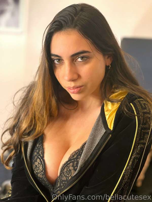 My gaze on your penis love, imagine it. send me a md don't b..