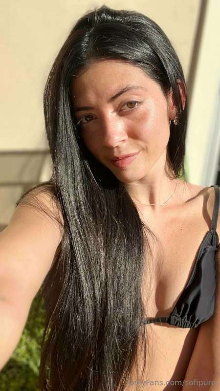 Hi darling💭💘 I'm Agnes 👄😘 follow me for all kinds of content..