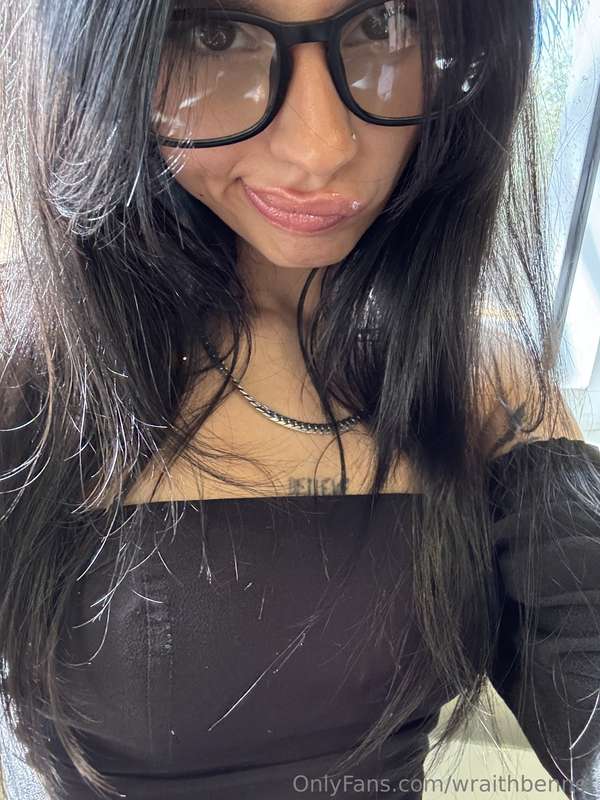 do you use glasses? 🤔