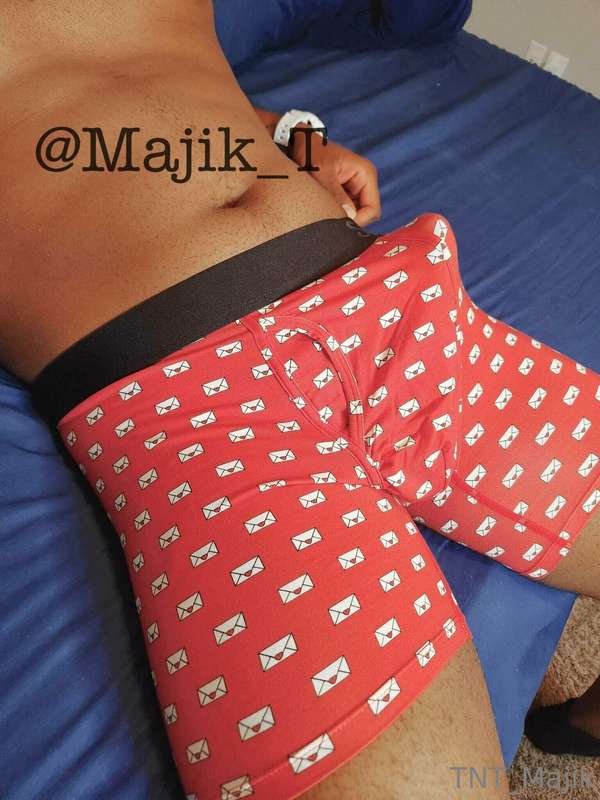 majik_t image #0